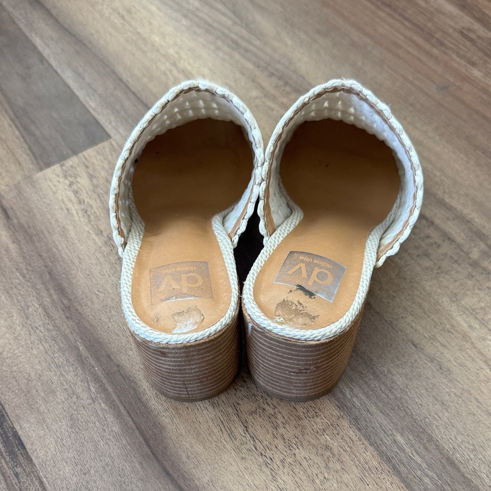 DV by Dolce Vita Cream Textured Mules - Picture 2 of 5